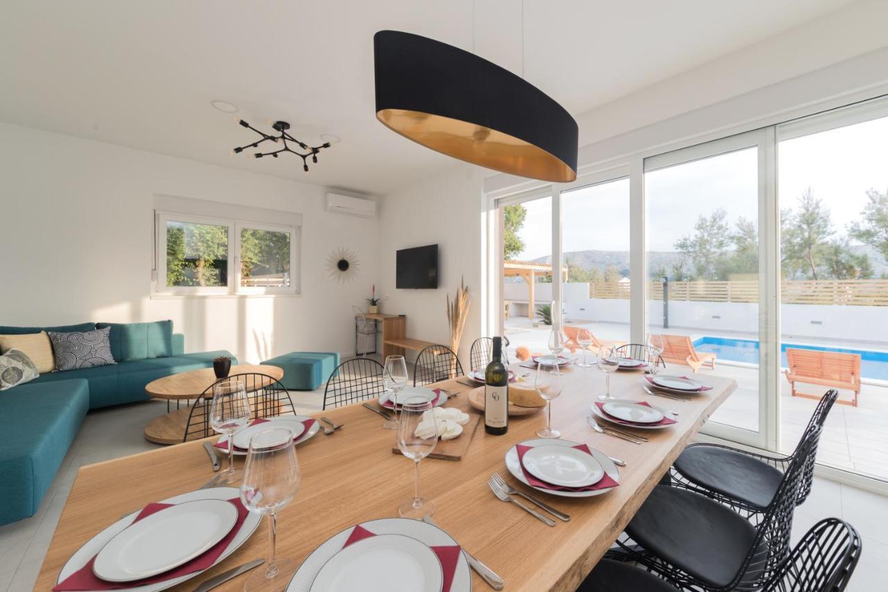Villa Belveder Паг Екстериор снимка